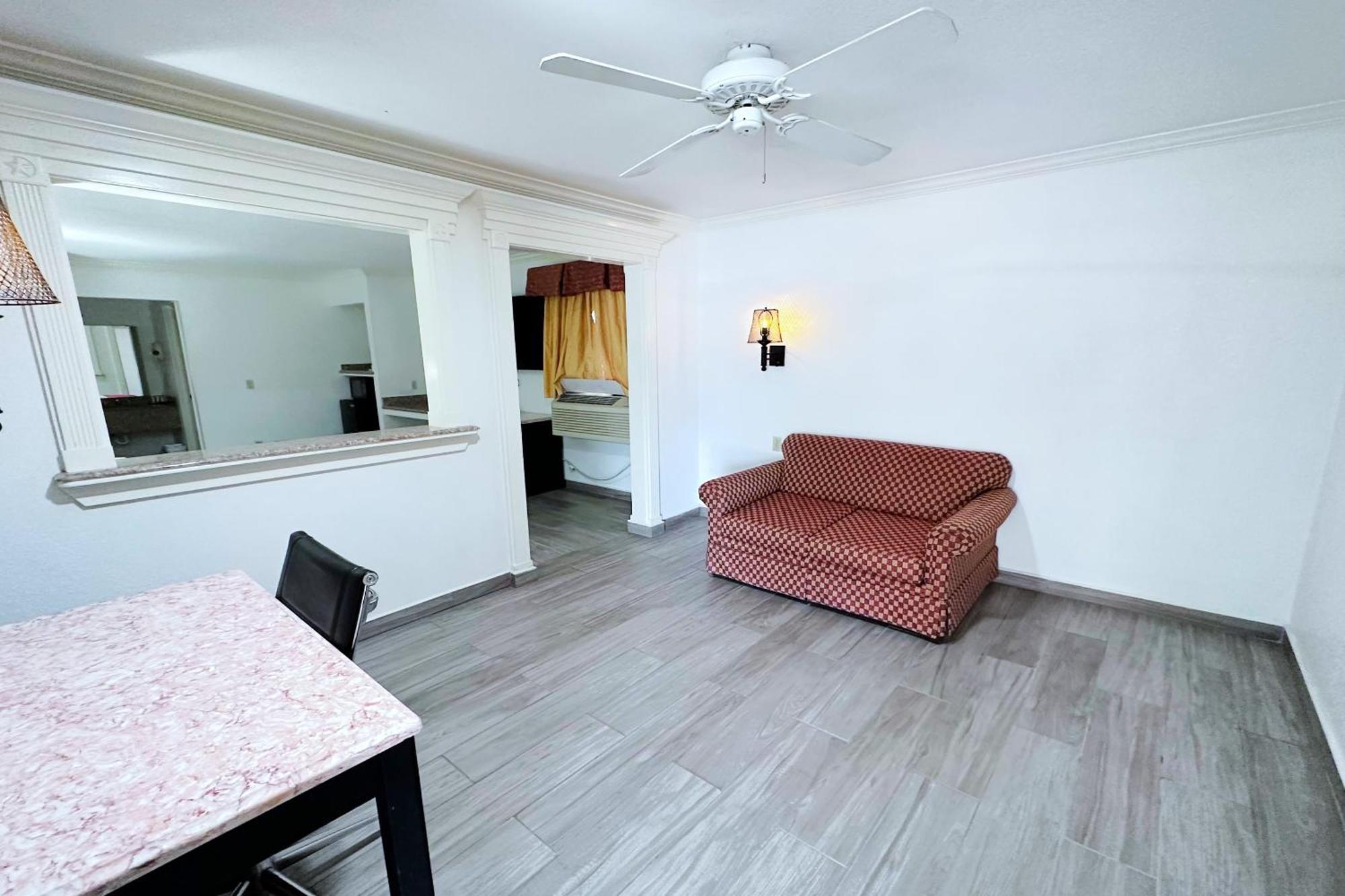 Three Rivers Executive Inn & Suites By Oyo Luaran gambar