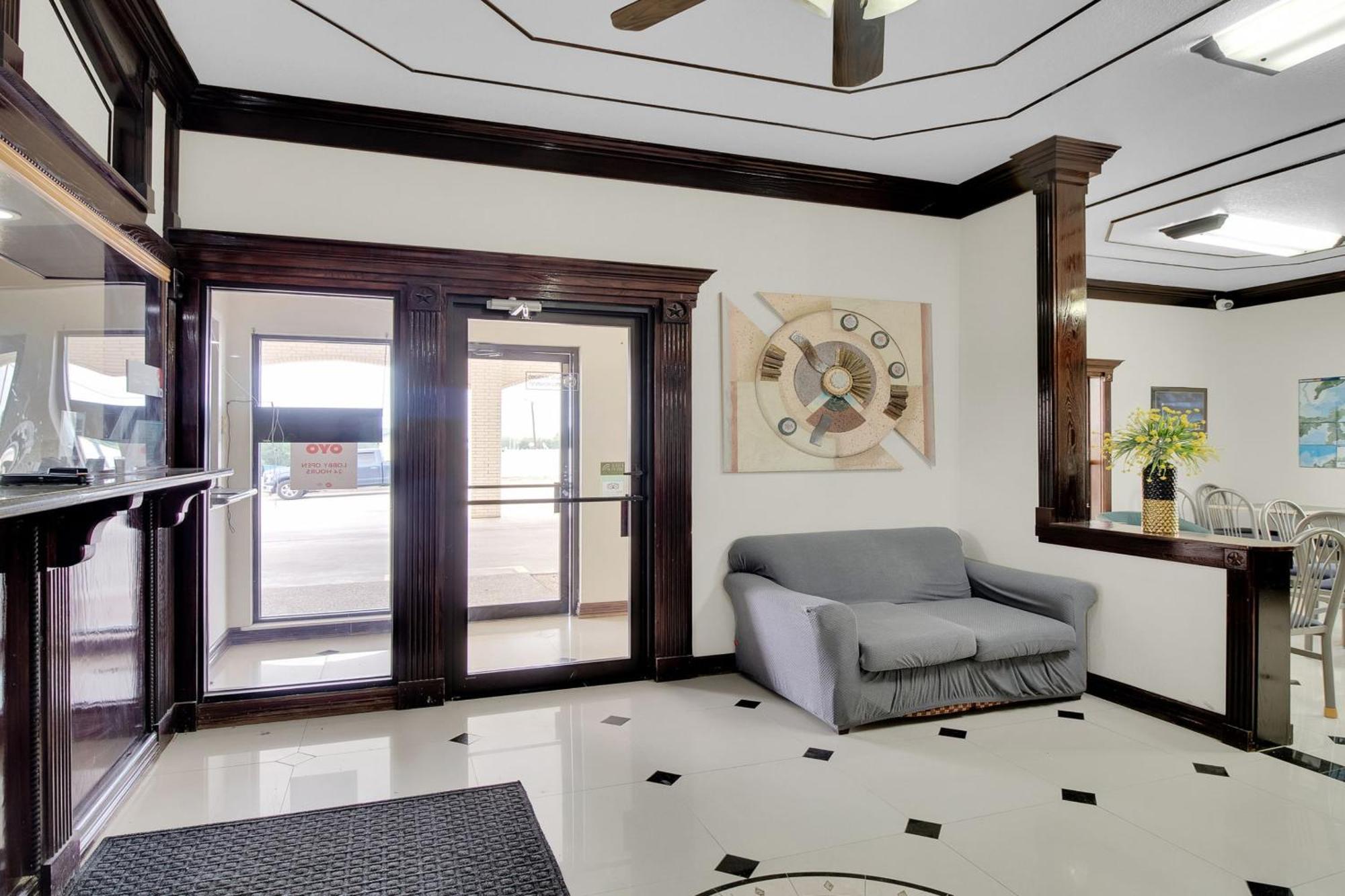 Three Rivers Executive Inn & Suites By Oyo Luaran gambar