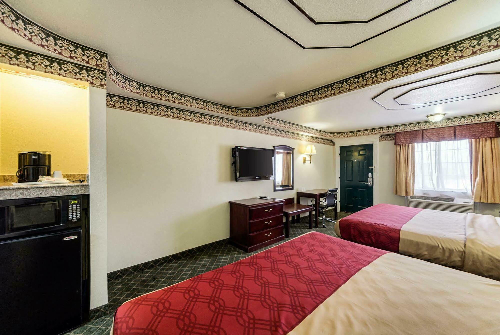 Three Rivers Executive Inn & Suites By Oyo Luaran gambar
