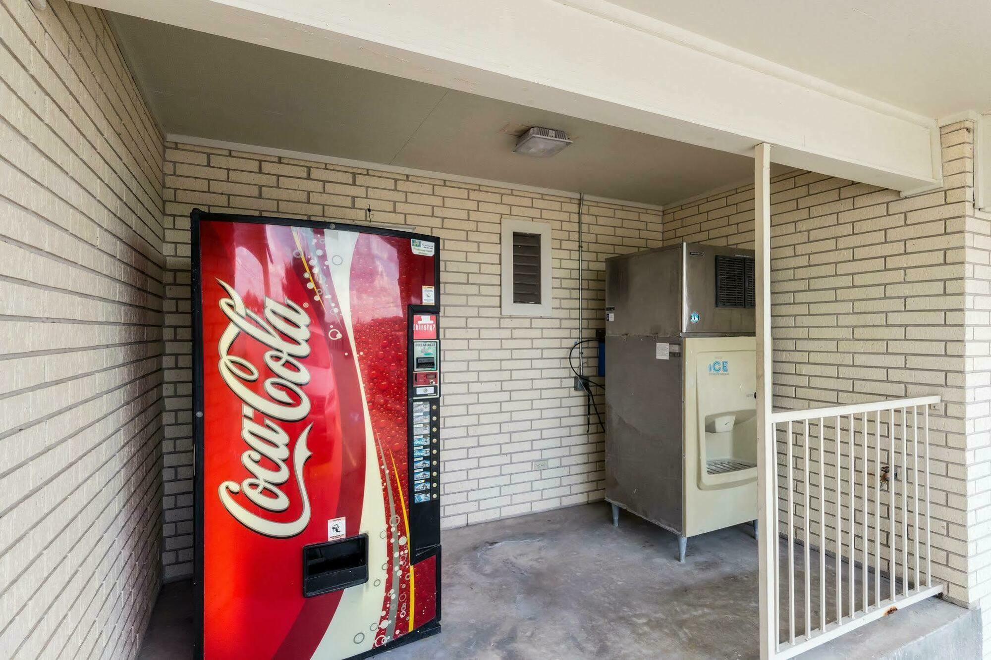 Three Rivers Executive Inn & Suites By Oyo Luaran gambar